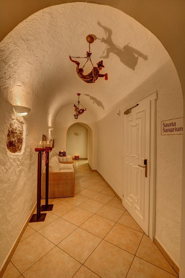 Villa Maria Tirolo Luaran gambar